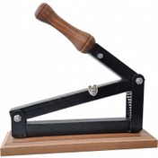 تصویر آسان شکن گردو و بادام سایز ۲۲ با دسته چوبی بیصدا 