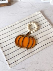 تصویر آویز چوبی کدو کد ۱ 