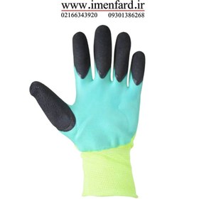 تصویر دستکش کار او زد 
