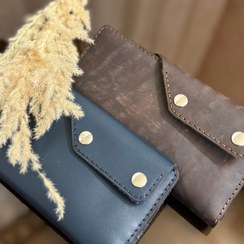 تصویر کیف پول کتی و جا کارتی ست رنگ قهوه ای واچتا charmbarana