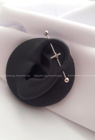 تصویر پیرسینگ محوری صلیب 