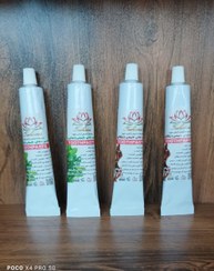 تصویر خمیردندان گیاهی بدون فلوراید 100% natural and herbal toothpaste without fluoride