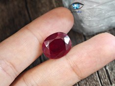 تصویر یاقوت سرخ طبیعی موزامبیک ۱۵.۴ قیراط 
