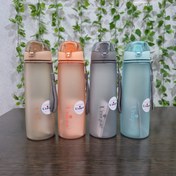 تصویر بطری آب پلاستیکی یونیک ظرفیت ۸۲۰ میل 