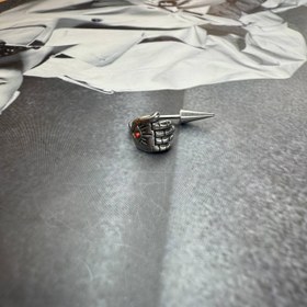 تصویر پرسینگ گوش مردانه 