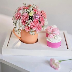 تصویر باکس ماگ گل و کاپ کیک 