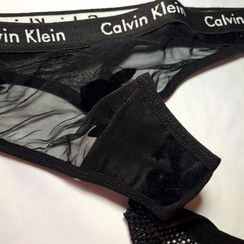 تصویر شورت زنانه کلوین کلاین زنجیری و توری 