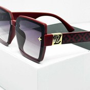 تصویر عینک آفتابی زنانه فریم قرمز طرح LV | استایل خاص و لاکچری 2025 