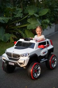 تصویر ماشین شارژی بی ام و مدل AX2114 