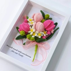 تصویر قاب دسته گل لاله و بابونه 