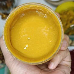 تصویر کره بادام زمینی خالص 