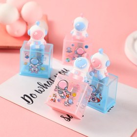 تصویر تراش مخزندار فضانورد 