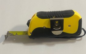 تصویر متر فلزی کمری ۷/۵ متری جیانت مدل 7H100X Giant metal tape measure model 7H100X