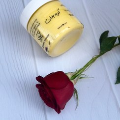 تصویر کره بدن مرطوب کننده پوست 