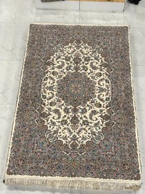 تصویر تک شش متری پشم گل ابریشم 