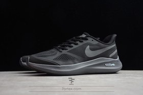 تصویر کتونی نایکی گاید10 مدل Nike Zoom 7x Black Grey 