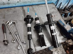 تصویر کمک فنر عقب پراید مارک foolad sanat (طرح ویژه) 