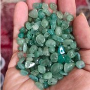 تصویر مهره سنگ آونتورین سبز چیپسی سوراخ دار سنگ اصل درجه یک تراش نخورده راف سنگ طبیعی 