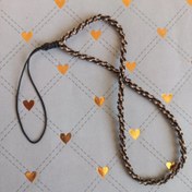 تصویر آویز گوشی بافت یک تیکه مشکی کرمی کد ۵۰۴۲ 