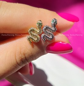 تصویر پیرسینگ مار نگین دار 