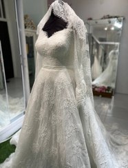 تصویر لباس عروس دانتل فرانسه سایز ۳۸/۴۰ 