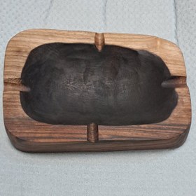 تصویر زیرسیگاری چوبی 