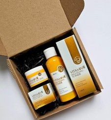 تصویر پک روتین پوستی ویتامین سی لایکو Laikou ضدلک و روشن کننده - بسته ساده به دستم برسه 