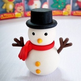 تصویر پاک کن غولی کریسمس 