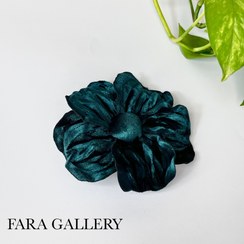 تصویر گل سینه مخمل کد BF09 