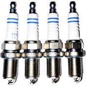 تصویر شمع خودرو بوش ۴ عددی مناسب پژو ۴۰۵ کد ۱۰۴۰۳۰۰۴۳۵ 