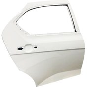 تصویر درب عقب دنا ایساکو (راست) 