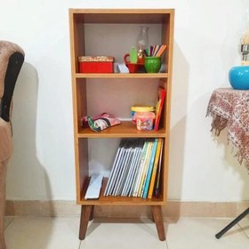 تصویر کتابخانه کوچک سه طبقه 