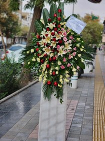 تصویر پایه گل تبریک کد 50 