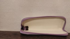 تصویر جامدادی تک‌زیپ ساده 