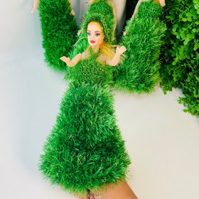 تصویر عروسک باربی سبزه عیدانه 