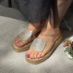 تصویر صندل دخترانه طلقی پاشنه کنفی کد 405 طرح نگین مربع و میخی 