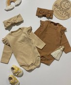 تصویر زیردکمه کبریتی با هدبند کرم و نسکافه ای 