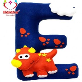 تصویر آویز نام کودک هیاهو مدل E-07 