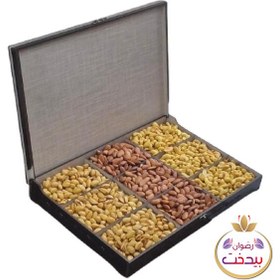 تصویر باکس چوبی آجیل خشکبار کادویی مناسب 1300 گرم 