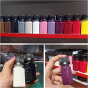 تصویر رنگ لبه چرم 