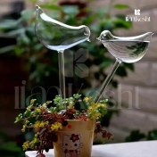 تصویر حباب آبیاری خودکار گیاه (طرح پرنده) 