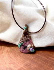 تصویر گردنبند سنگ رودونیت 