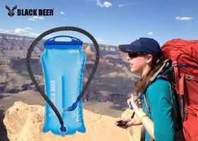 تصویر کمل بک بلک دیر محافظ دار ظرفیت 2 لیتر Black deer camelback with protective capacity of 2 liters