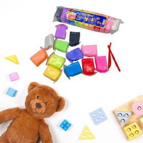 تصویر خمیر بازی کلی انواع اسباب‌بازی‌های سرگرم‌کننده، آموزشی و ایمن برای کودکان در سنین مختلف