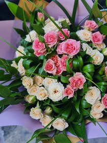 تصویر دسته گل رز مینیاتوری کد 573 ا Miniture Rose Bouquet Code 573 Miniture Rose Bouquet Code 573
