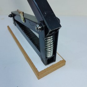 تصویر آجیل شکن آپارتمانی 