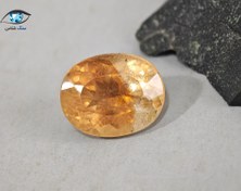 تصویر توپاز قهوه‌ای-طلایی پاکستان 18.1 قیراط 