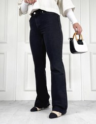 تصویر شلوار جین زنانه مدل بوت کات دمپاکات رنگ مشکی برند Mango 