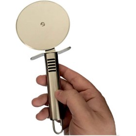 تصویر پیتزا بر استیل 