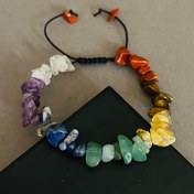 تصویر دستبند سنگ طبیعی تراش نامنظم هفت چاکرا 